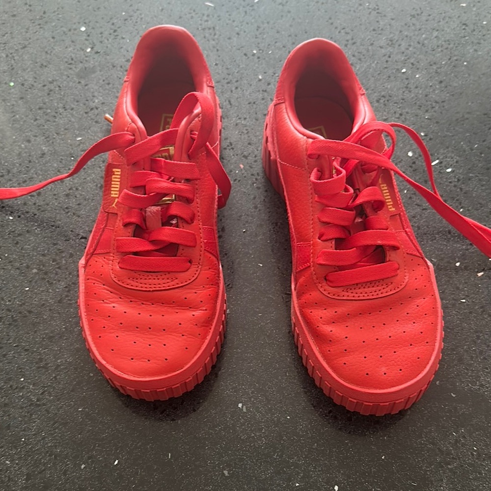 Puma Red Sneakers Classic Low-Top Design